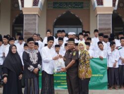 Menyambut Hari Bhakti Adhyaksa Ke-64, Kejari Kabupaten Tasikmalaya Gelar Bakti Sosial