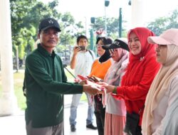 Luar Biasa ! Pemko Langsa Bagikan 10 Juta Bendera Merah Putih Kepada Masyarakat Dalam Rangka HUT RI Ke- 79