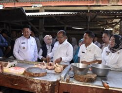 Pasar Tradisional Panaragan Jaya kebakaran. Pj Gubernur : Stok Pangan Mudah-mudahan Aman