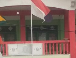 Entah Karena Alasan Apa, Jelang Perayaan HUT RI Ke 79, SDN Sidorejo Kibarkan Bendera Merah Putih Yang Sudah Kusam dan Sobek?