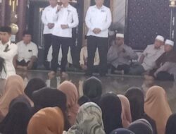 Paslon Bupati Buru, MANDAT Sambangi Kantor KPU, Daniel Rigan: Mari Wujudkan Pesta Demokrasi Ini Dengan Kasih Sayang